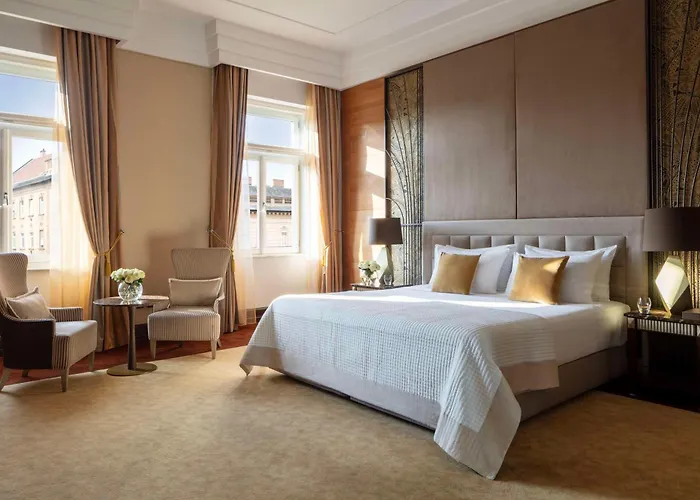 Anantara New York Palace - A Leading Of The World Hotell 5*