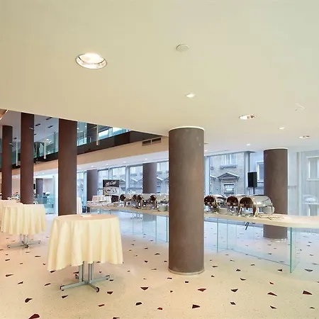 Anantara New York Palace - A Leading Of The World Отель 5*