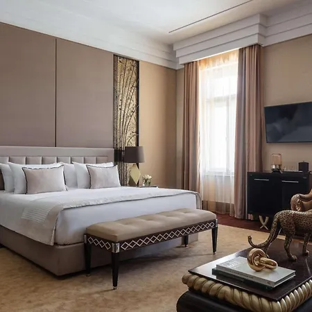 Отель Anantara New York Palace - A Leading Of The World