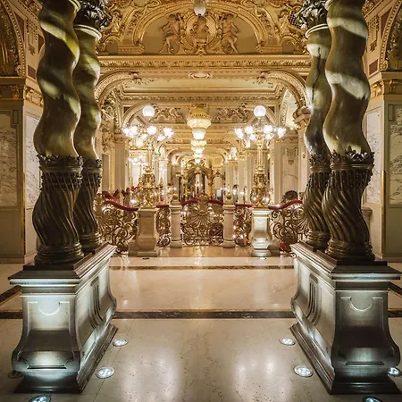 Anantara New York Palace - A Leading Of The World 5*