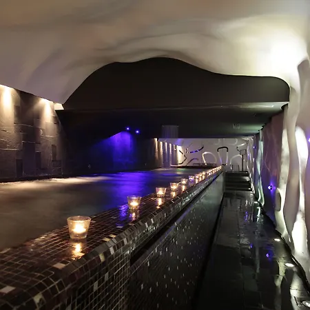 Anantara New York Palace - A Leading Of The World Hotel 5*