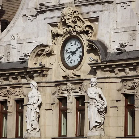 Anantara New York Palace - A Leading Of The World