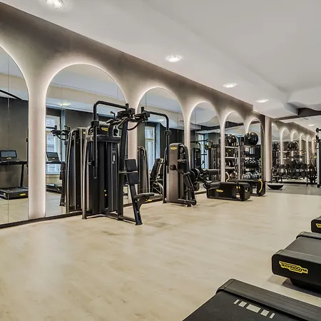 Anantara New York Palace - A Leading Of The World