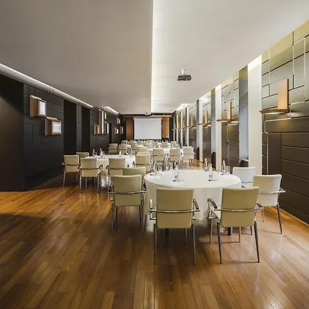 Anantara New York Palace - A Leading Of The World 5*