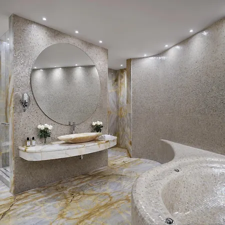 Anantara New York Palace - A Leading Of The World 5* Budapešť