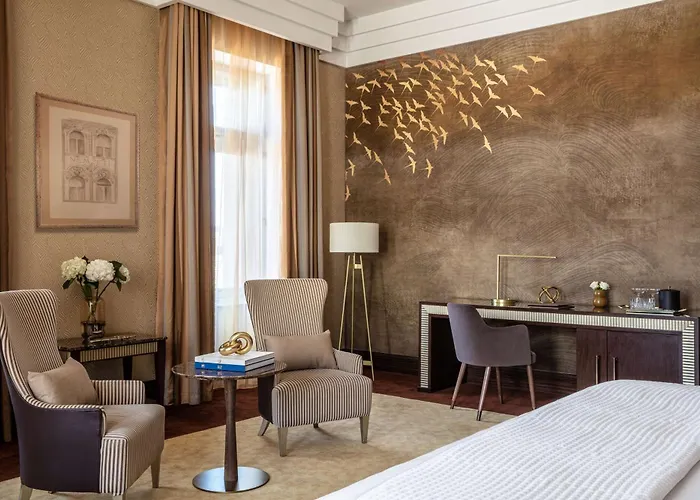 Anantara New York Palace - A Leading Of The World 5*