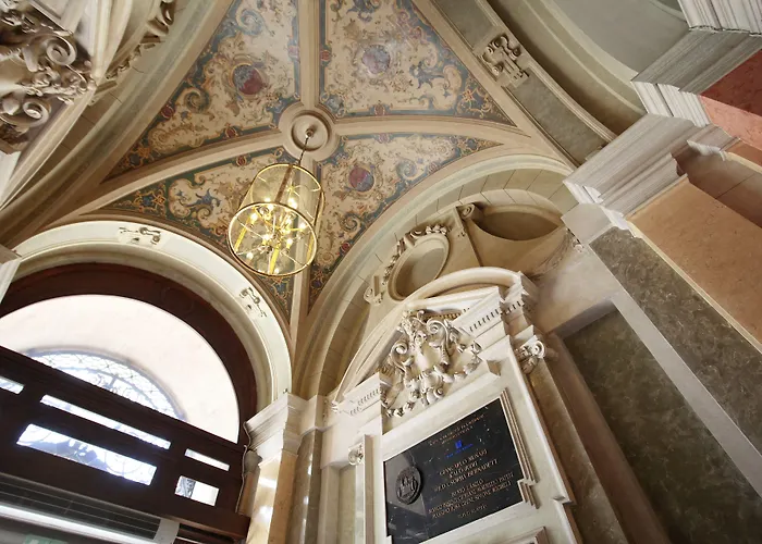 Anantara New York Palace - A Leading Of The World Hotell 5*