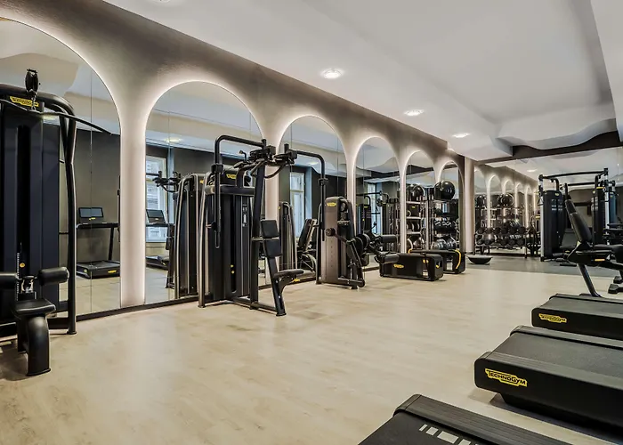 Anantara New York Palace - A Leading Of The World