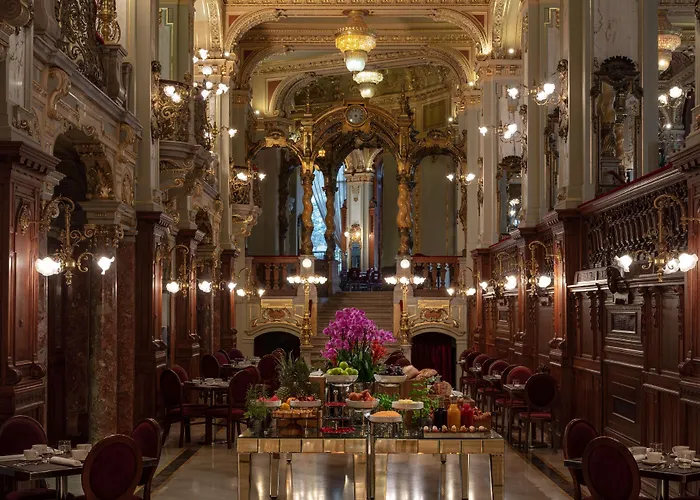 Hotell Anantara New York Palace - A Leading Of The World 5*