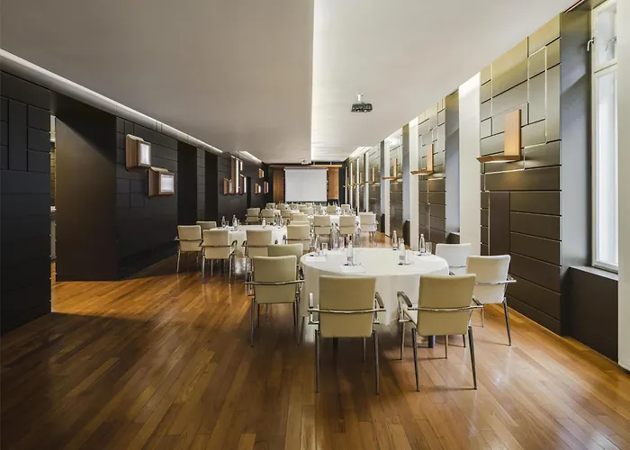 Hotel Anantara New York Palace - A Leading Of The World 5*